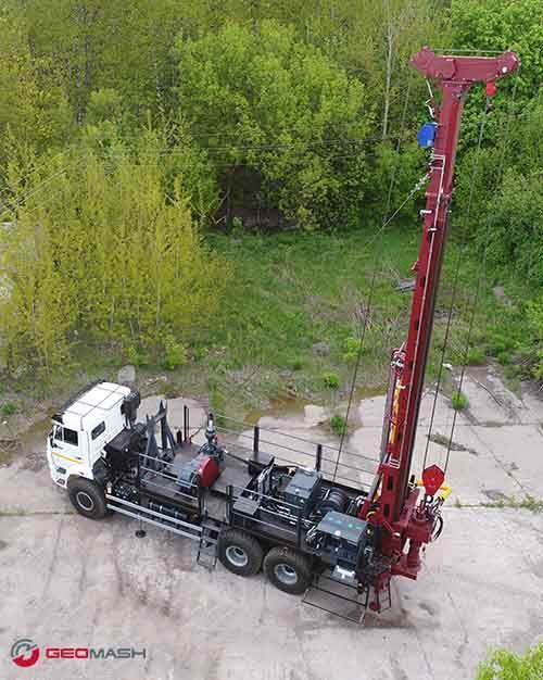 Drilling rig URB-210